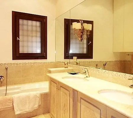 Daire Luxury House Canal View, Terrace Venedik